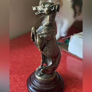 Heavy Hound Statue